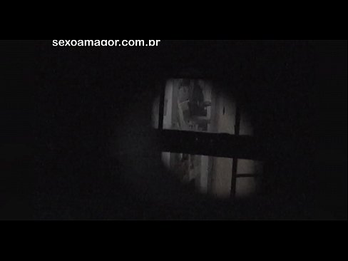 ❤️ Blondiin saab salaja videolevi naabruskonna voyeuri poolt peidetud õõnsate telliskivide taha peidetud ❤️❌ Porno at porn et.28films.ru ﹏